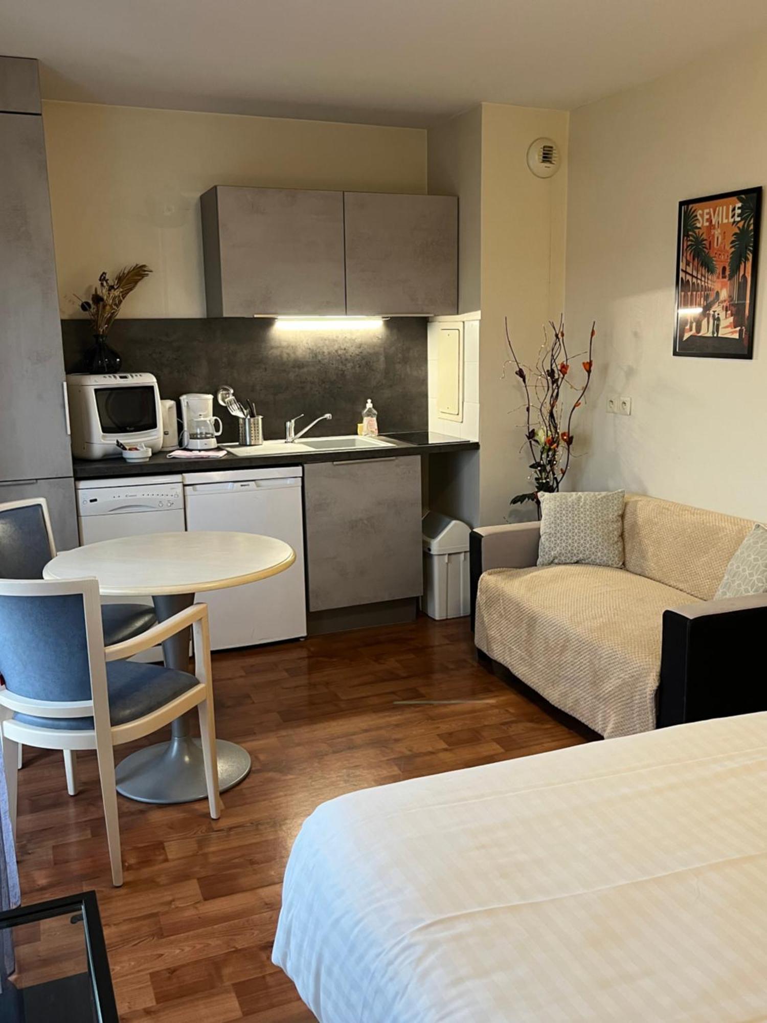 Residence Carouge Appart Hotel Bretigny-sur-Orge Ngoại thất bức ảnh